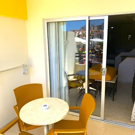 In Santa Maria With View Apartamento